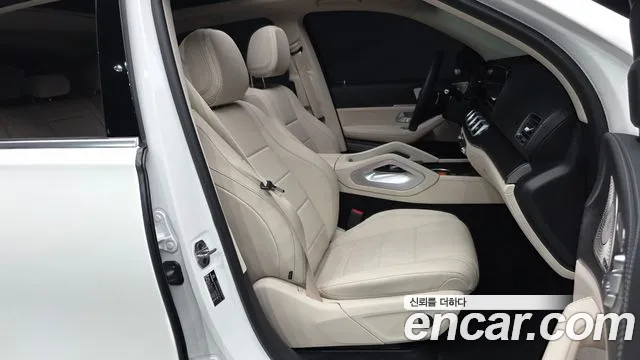 Mercedes-Benz GLE-Class — Фото автомобиля 11