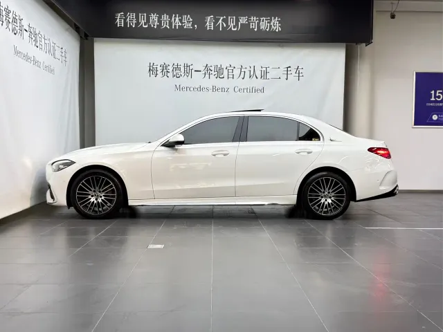 Mercedes-Benz C-Class — Фото автомобиля 2