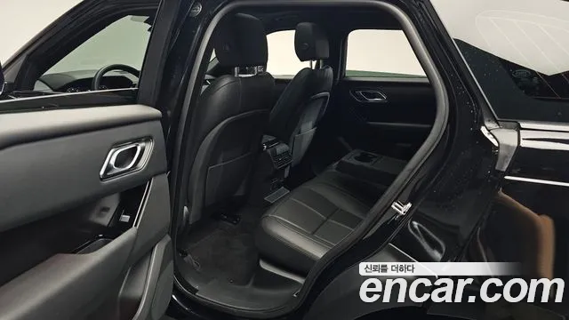 Land Rover Range Rover Velar — Фото автомобиля 16