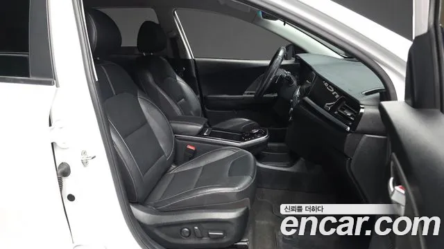 Kia Niro Niro Plus Earth — Фото автомобиля 11