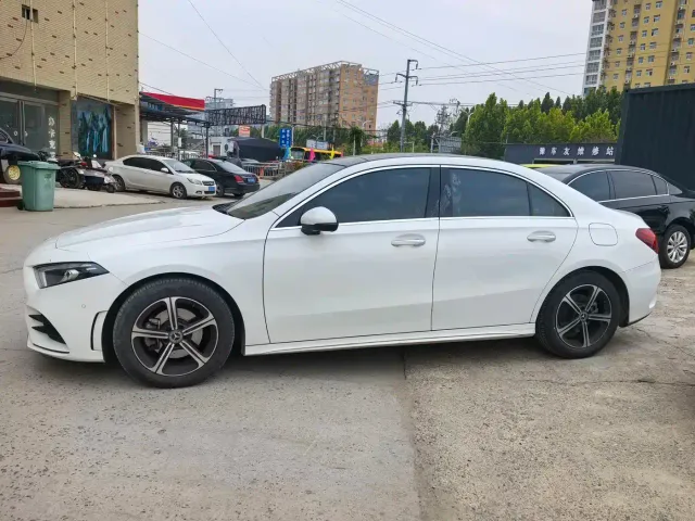 Mercedes-Benz A-Class — Фото автомобиля 2