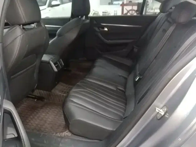 Peugeot 508 — Фото автомобиля 16