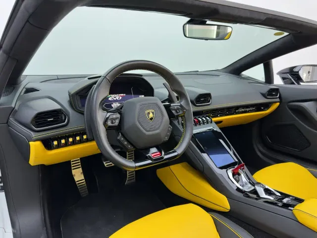 Lamborghini Huracan — Фото автомобиля 29