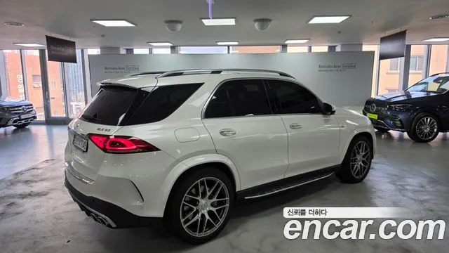 Mercedes-Benz GLE-Class — Фото автомобиля 2