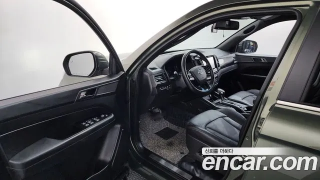 KG_Mobility_Ssangyong Rexton Новый Rexton Sport Дизель 2.2 4WD — Фото автомобиля 9
