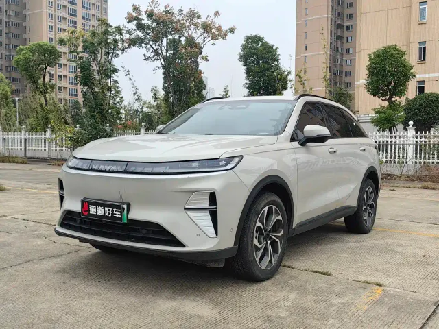Фотография автомобиля — Haval Xiaolong MAX
