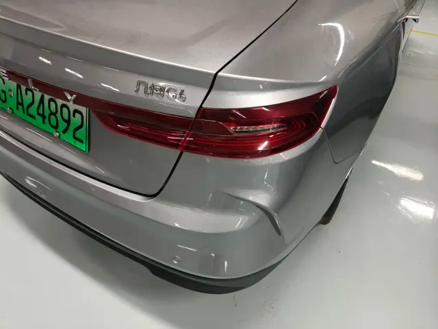 Geely Geometry G6 — Фото автомобиля 13