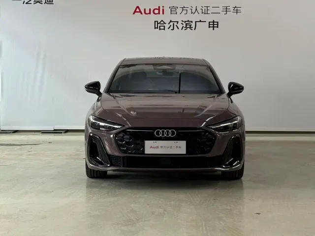 Audi A5L — Фото автомобиля 3