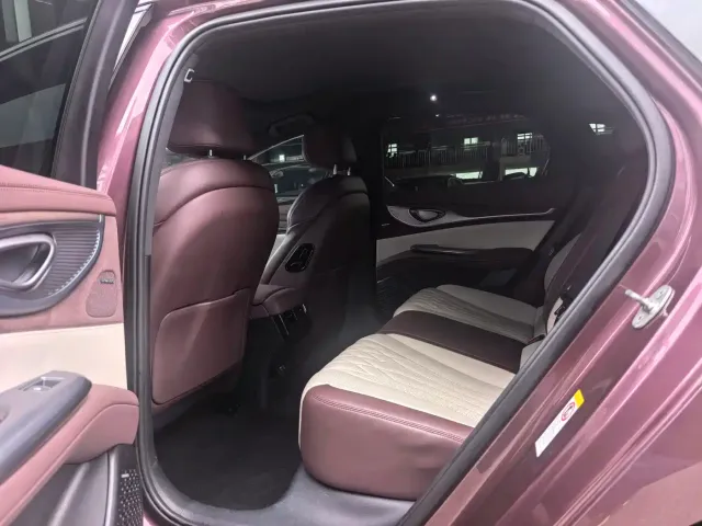 BYD Seal 2023 DM-i 1.5T 121km Flagship — Фото автомобиля 5
