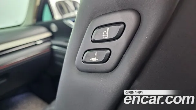 Genesis GV80 — Фото автомобиля 21