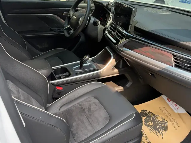 Haval H6 — Фото автомобиля 10