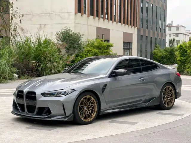 Фотография автомобиля — BMW M4