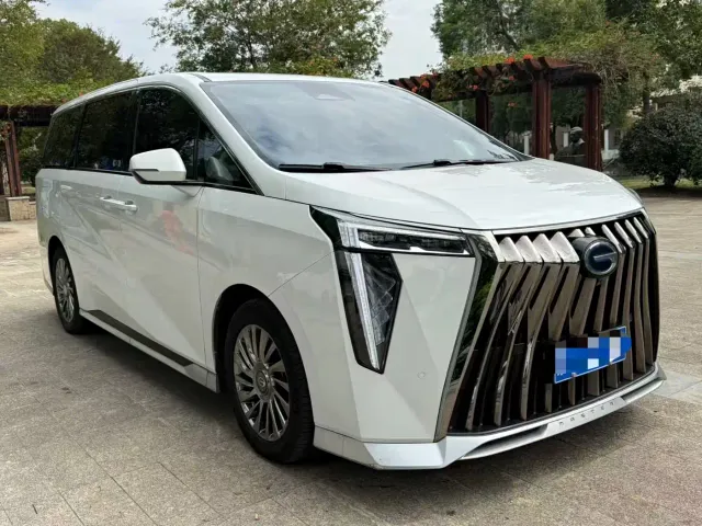 GAC Trumpchi M8 — Фото автомобиля 3