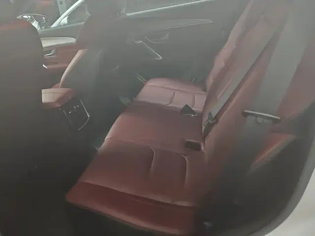 Jetour X70 Plus — Фото автомобиля 11