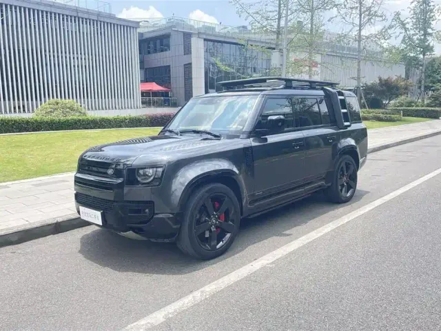 Фотография автомобиля — Land Rover Defender