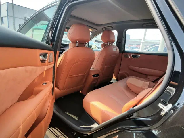 Shangjie SUV — Фото автомобиля 10
