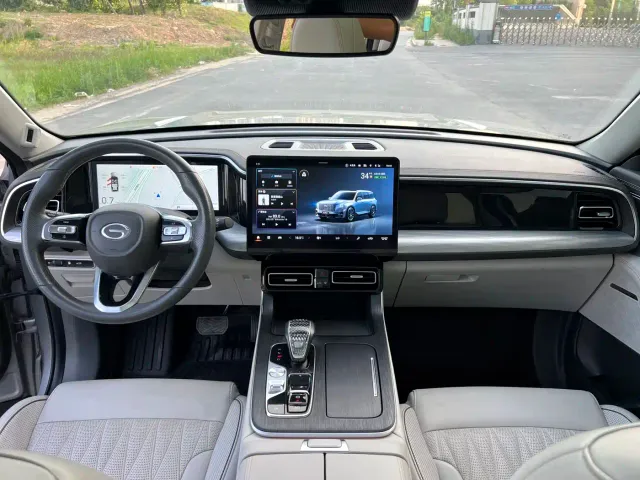 GAC Trumpchi GS8 — Фото автомобиля 13
