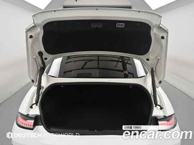 Hyundai Ioniq 6 — Фото автомобиля 19