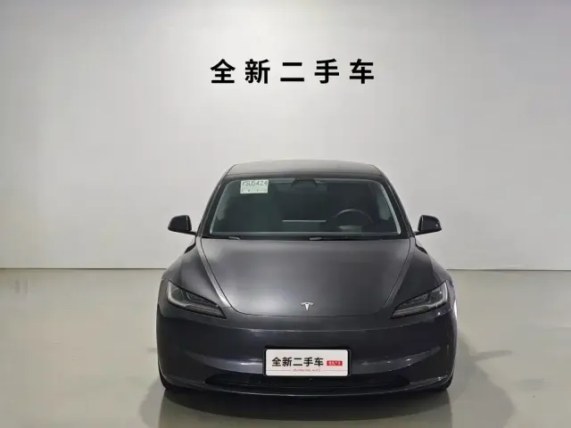 Tesla Model 3 2023 Rear-Wheel Drive — Фото автомобиля 4