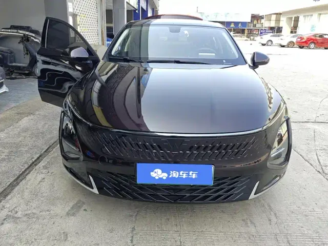 Wuling Starlight — Фото автомобиля 2