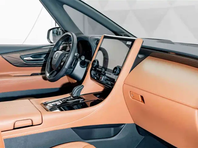 Toyota Vellfire — Фото автомобиля 19