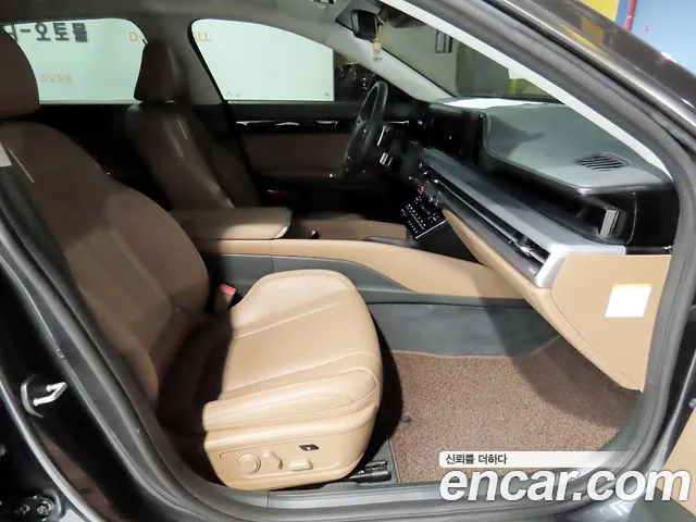 Hyundai Grandeur GN7 — Фото автомобиля 12