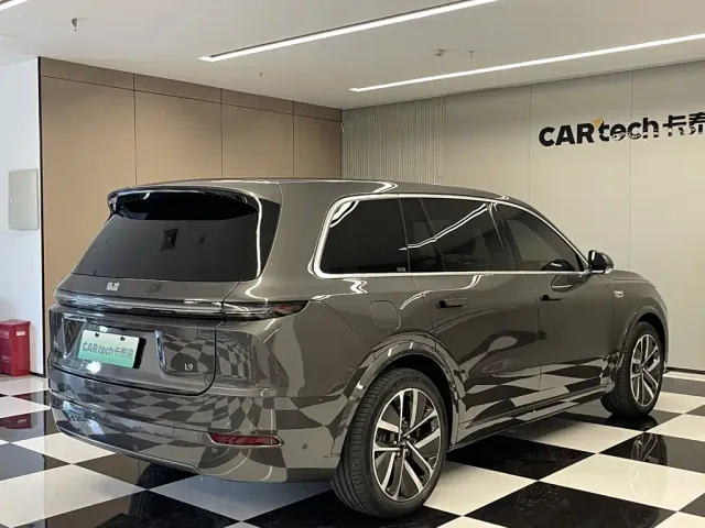 Li Auto L9 — Фото автомобиля 5