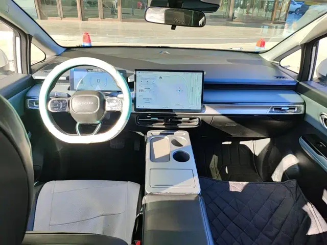 GAC Aion Y — Фото автомобиля 5