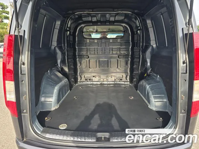 Hyundai Staria — Фото автомобиля 13