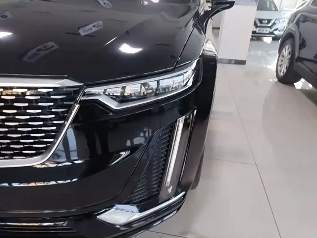 Cadillac XT6 — Фото автомобиля 23
