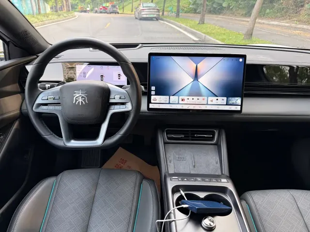 BYD Qin L — Фото автомобиля 20