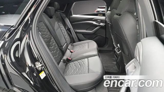 Audi A6 e-tron — Фото автомобиля 17