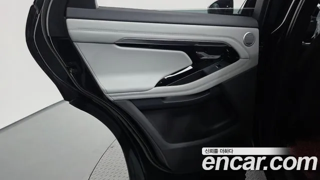 Land Rover Range Rover Evoque — Фото автомобиля 14
