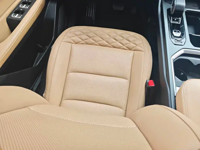 Geely Haoyue L — Фото автомобиля 8