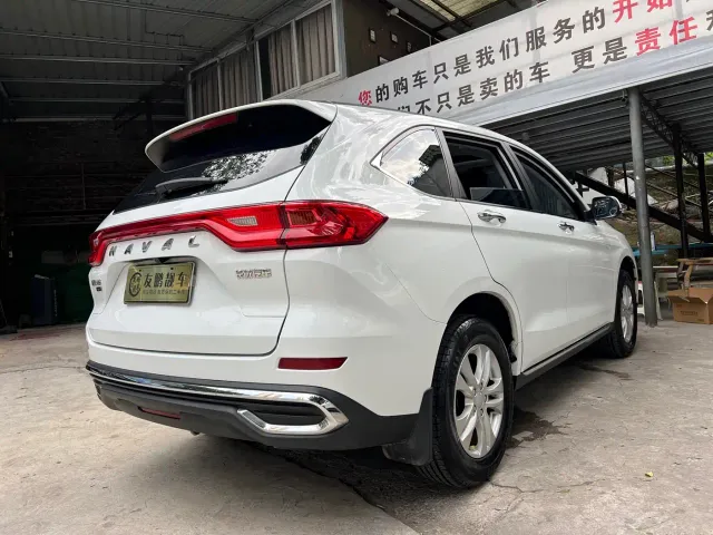 Haval M6 — Фото автомобиля 21