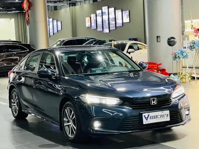 Honda Civic — Фото автомобиля 3