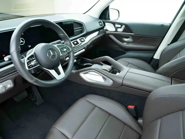 Mercedes-Benz GLE-Class — Фото автомобиля 8