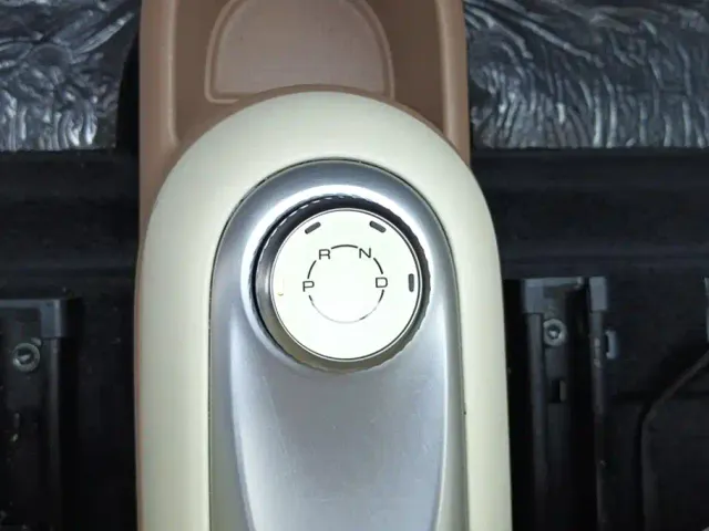 Wuling Hongguang Mini EV — Фото автомобиля 16
