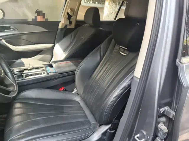 Hongqi H5 — Фото автомобиля 7