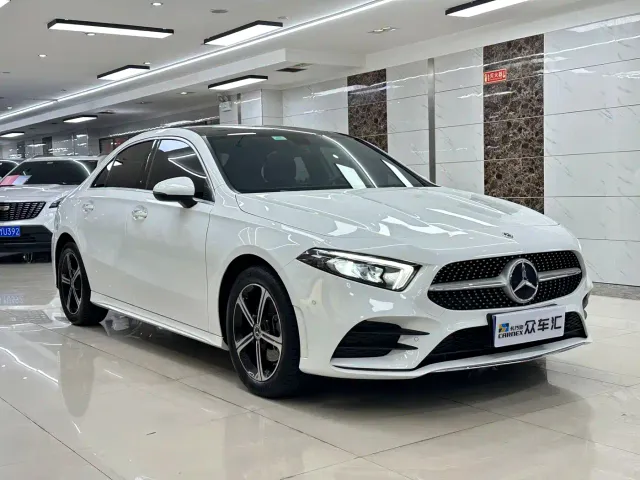 Mercedes-Benz A-Class — Фото автомобиля 3