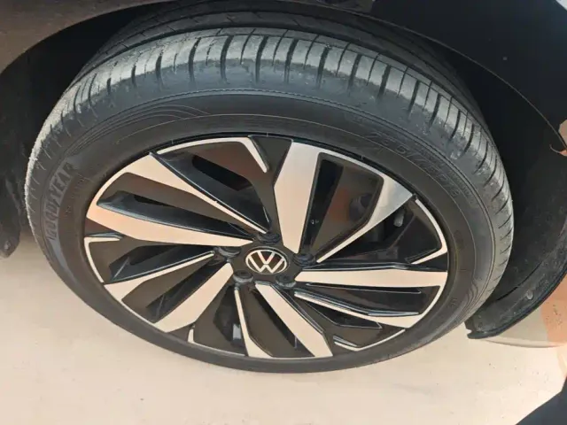 Volkswagen Passat — Фото автомобиля 6