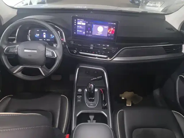 Haval H6 — Фото автомобиля 9