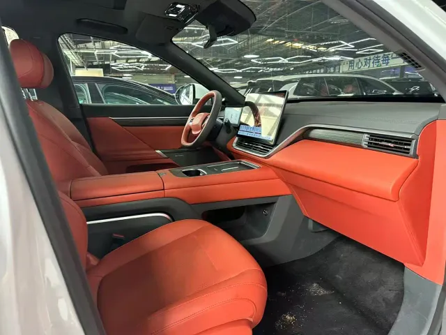 Dongfeng eπ 008 — Фото автомобиля 7