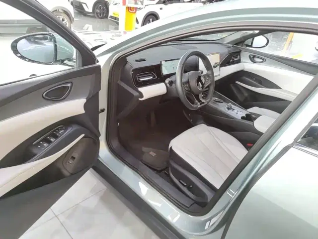 BYD Seal 06 — Фото автомобиля 15