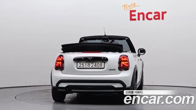 Mini Cooper Convertible — Фото автомобиля 4