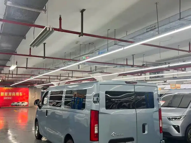 Changan Kuayue Kua Yue Xing Guang EV — Фото автомобиля 7