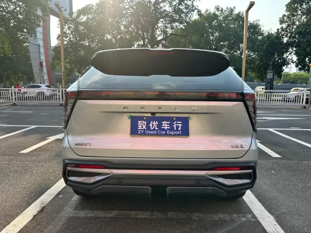 Geely Boyue L 2024 1.5TD DCT Premium Edition — Фото автомобиля 5
