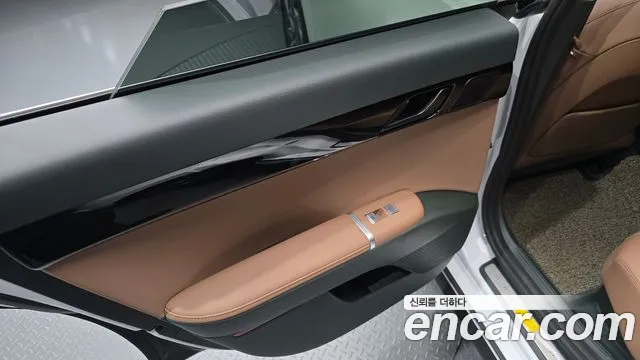 Hyundai Grandeur GN7 — Фото автомобиля 14