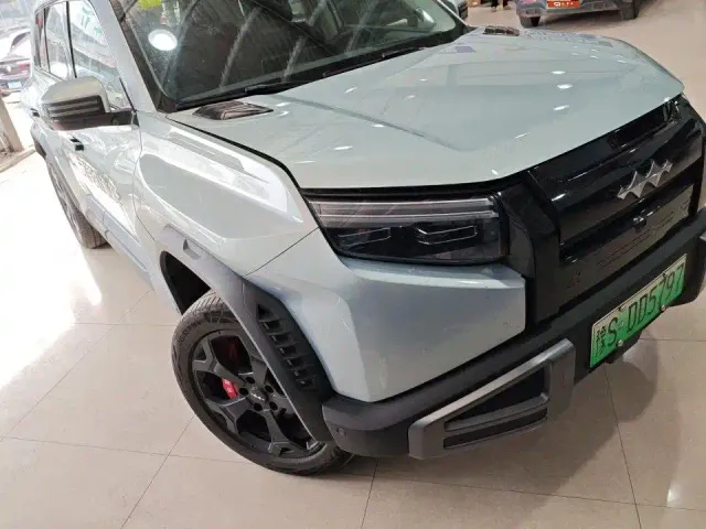 BYD FangChengBao Titanium 3 — Фото автомобиля 2