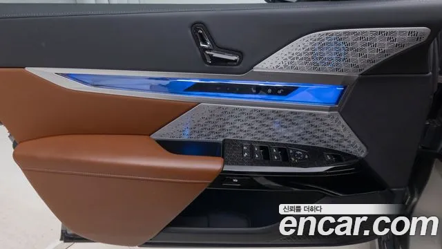 BMW i7 — Фото автомобиля 13